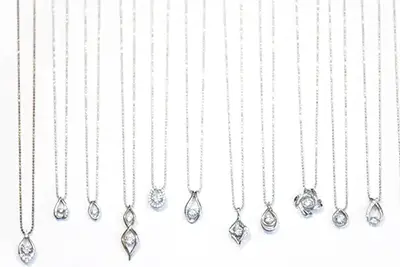 貴金属やブランド品の高価査定・買取に対応するプラチナ・ダイヤモンドペンダントネックレス